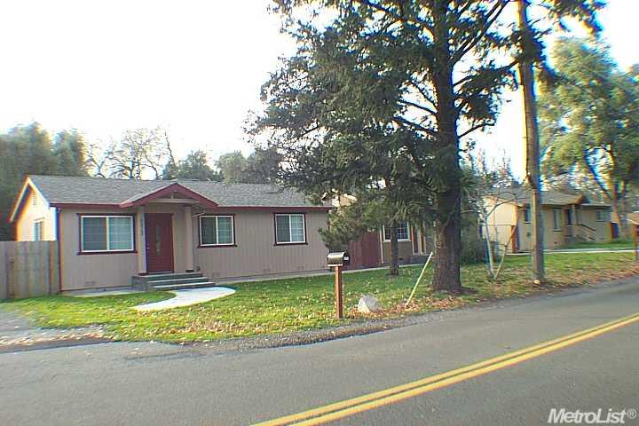 6213 Almond Ave